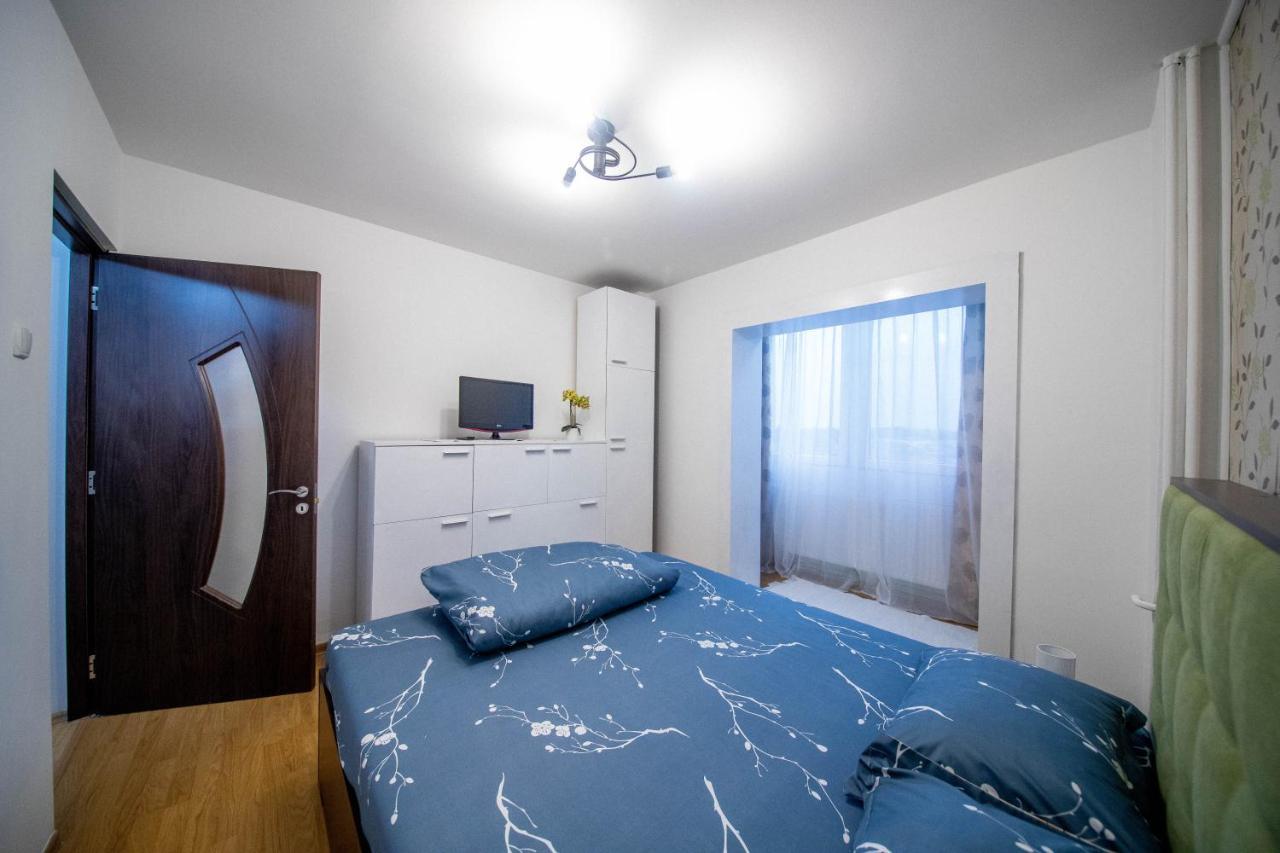 Maria Residence Arad Buitenkant foto